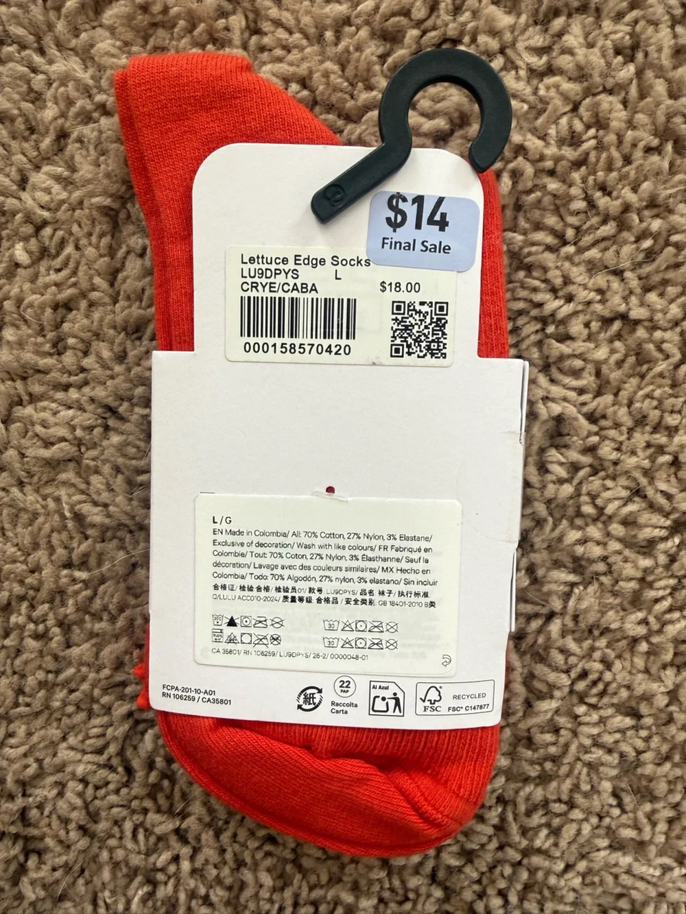 lululemon athletica Lettuce Edge Quarter Socks - red